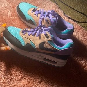 Multi Color Air Max size , 7 In women.